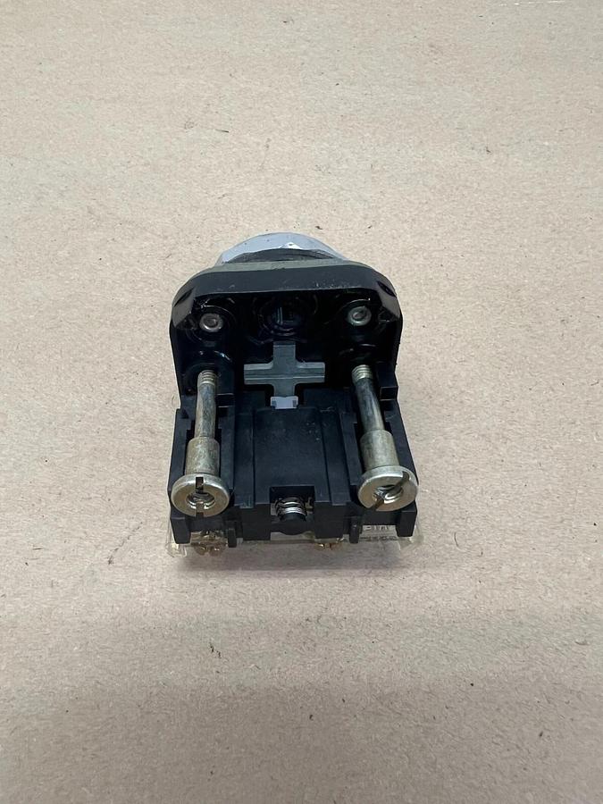 Used Allen Bradley 800T-XA Push Button, Series D NEMA 4, 13