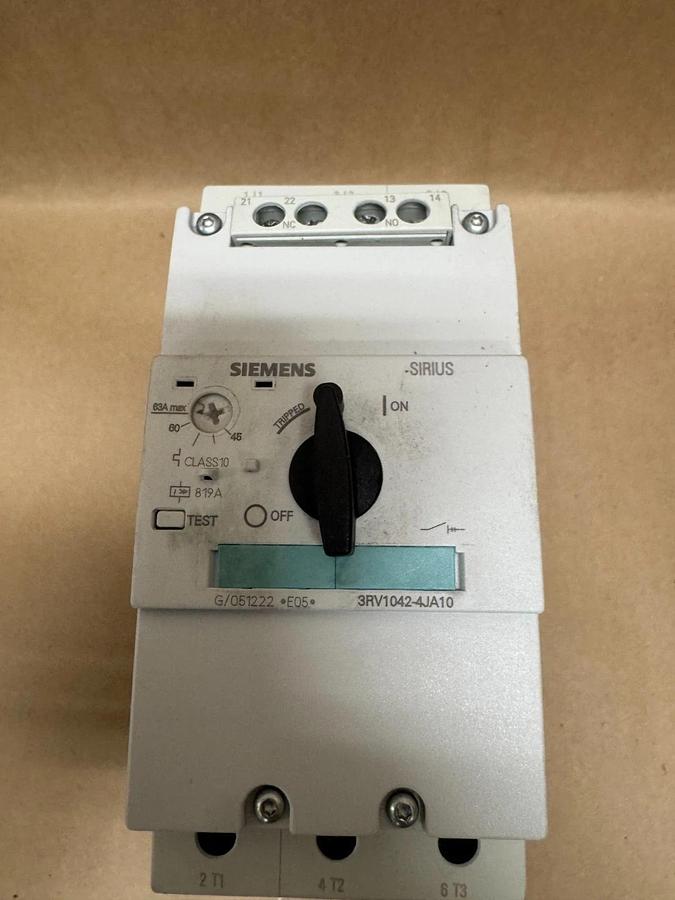 Used Siemens 3RV1042-4JA10 3 Pole Motor Protection Circuit Breaker