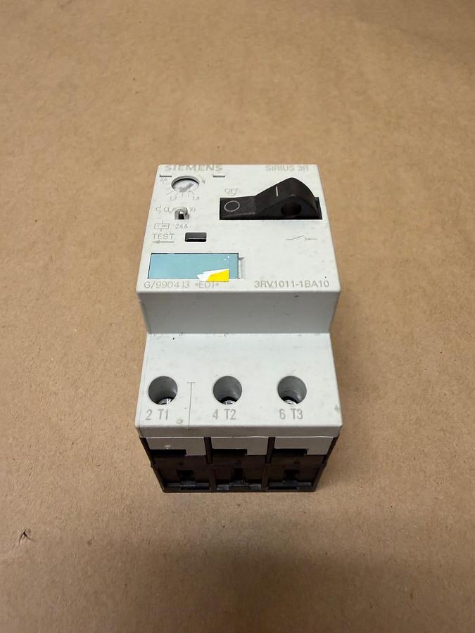 Used Siemens 3RV1011-1BA10 Motor Protection Circuit Breaker