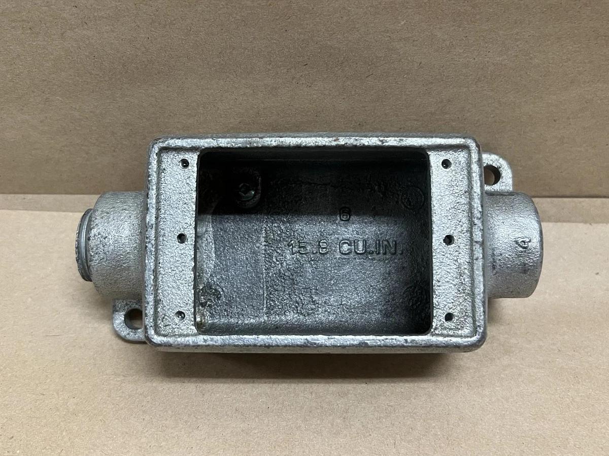 Used Crouse-Hinds FSC1/FSC2 1/2", 3/4" Cast Iron Electrical Conduit Box - Lot of 3