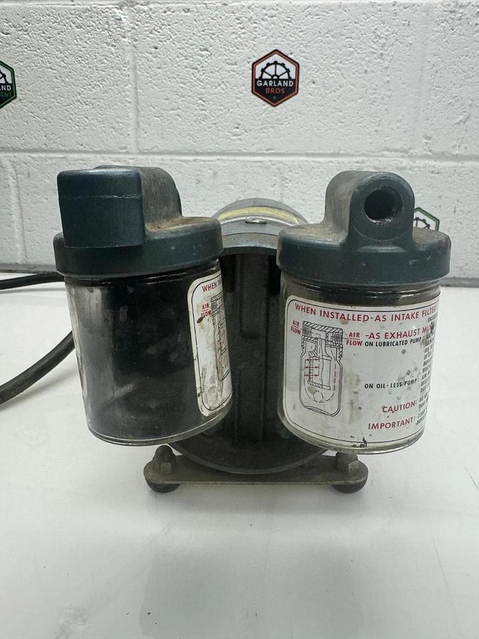 Used Gast 0522-V106-G314D Oil-Less Vacuum Pump, *Tested*