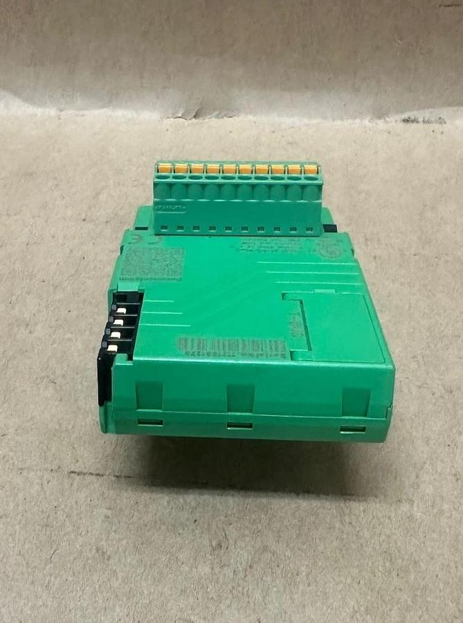 Phoenix Contact PLC-V8C/PT-24DC/MB Controller *NEW*