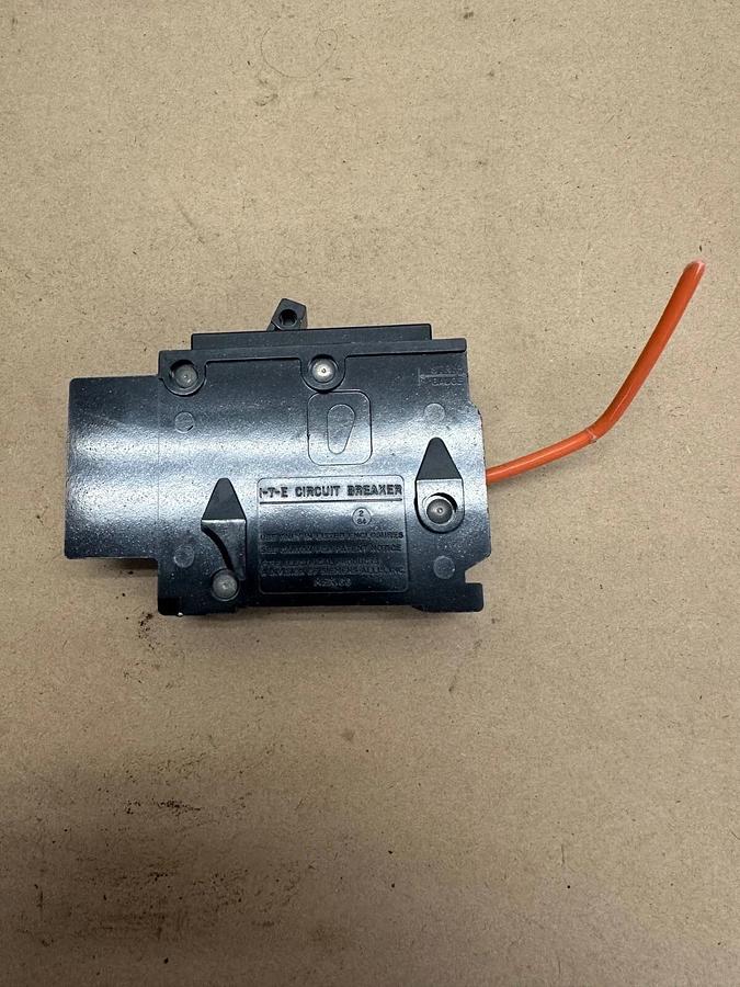 Used I-T-E BQ1-B020 Circuit Breaker