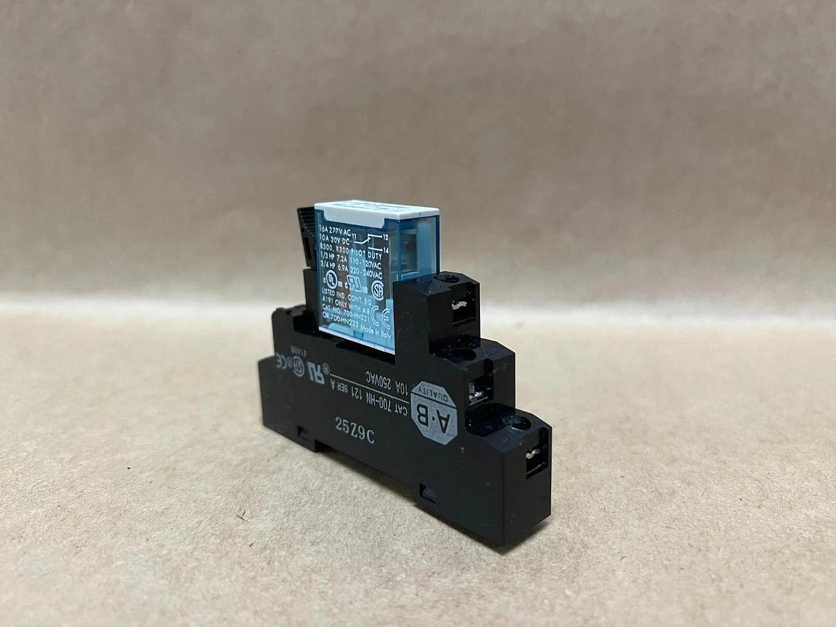 Used Allen Bradley 700-HK36Z24-4 Relay with 700-HN Ser A Relay Base