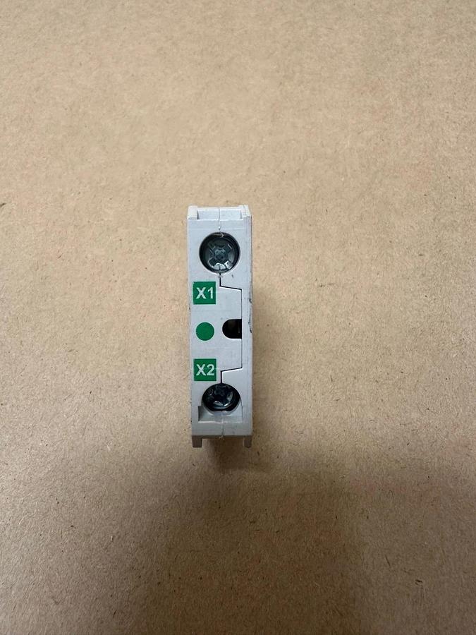 Used BACO 33EAGM Green Lamp for Illuminated Push Buttons