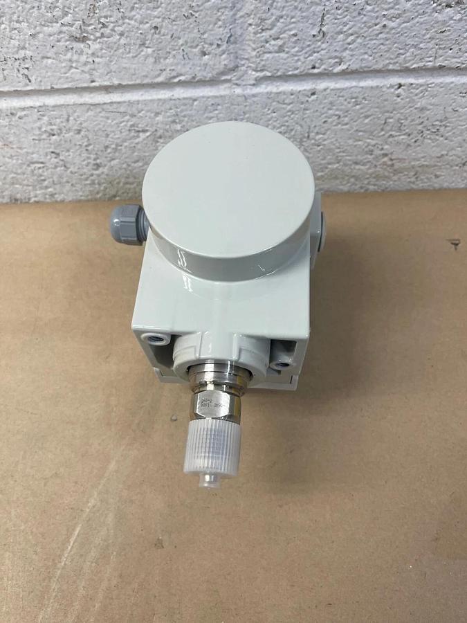 Used Siemens 7MF4020-1FA00-1AA1, SITRANS P, Transmitter