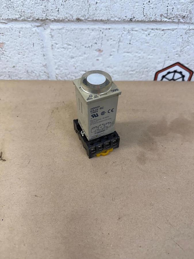 Used Omron H3JA-8C Timer with Base, 100/120 VAC, 50/60 Hz