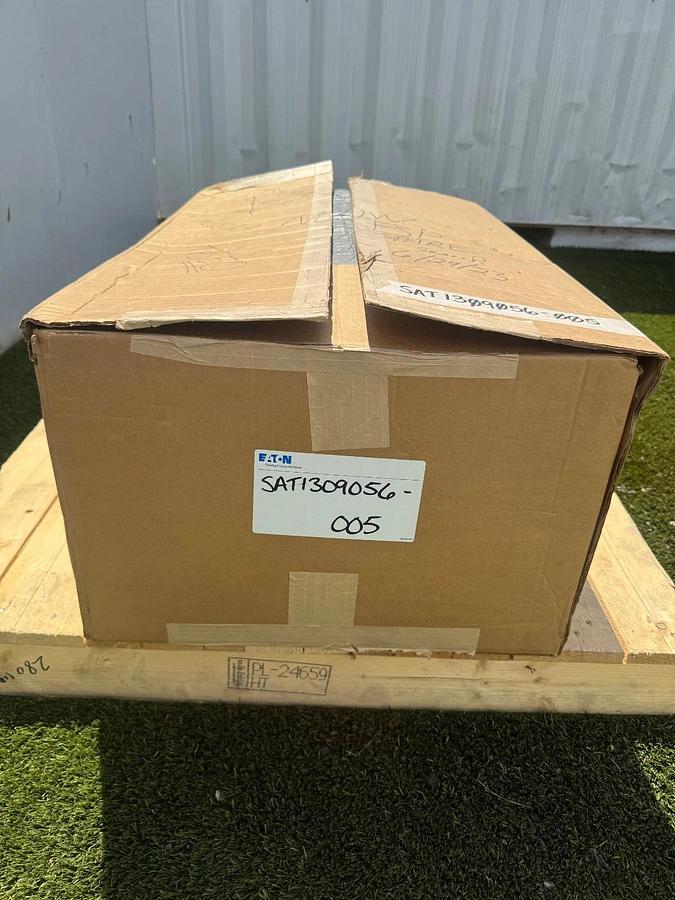 Used Eaton HMCP150U4C/ CN15NN3, 150A Circuit Breaker, Size 4 Magnetic Contactor 135A