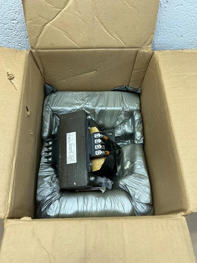 Square D 9070T1500D1 Industrial Control Transformer