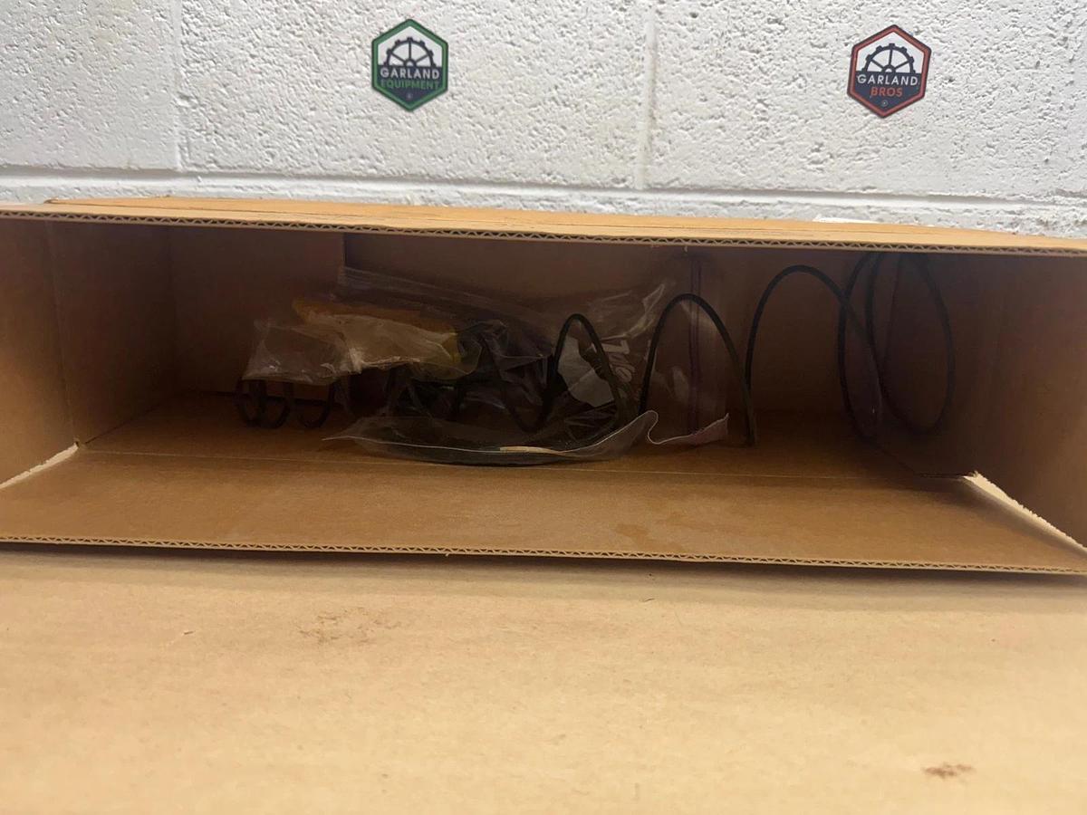 Used CAT 9V-0205 Cylinder Repair Kit *NEW*