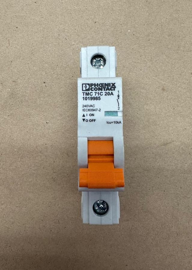 Phoenix Contact TMC 71C 20A Circuit Breaker *NEW*