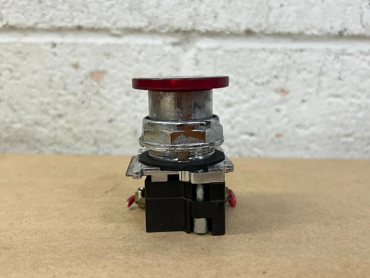 Used Cutler-Hammer 10250T/91000T Red Stop Button