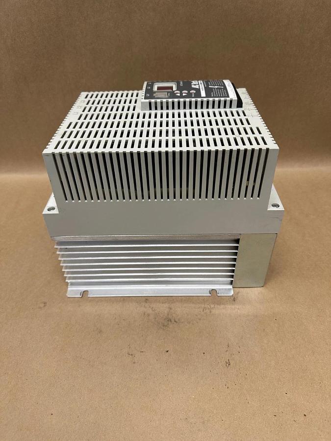 Used Lenze AC Tech SF4150 VFD Drive, 15Hp, 11.0kw