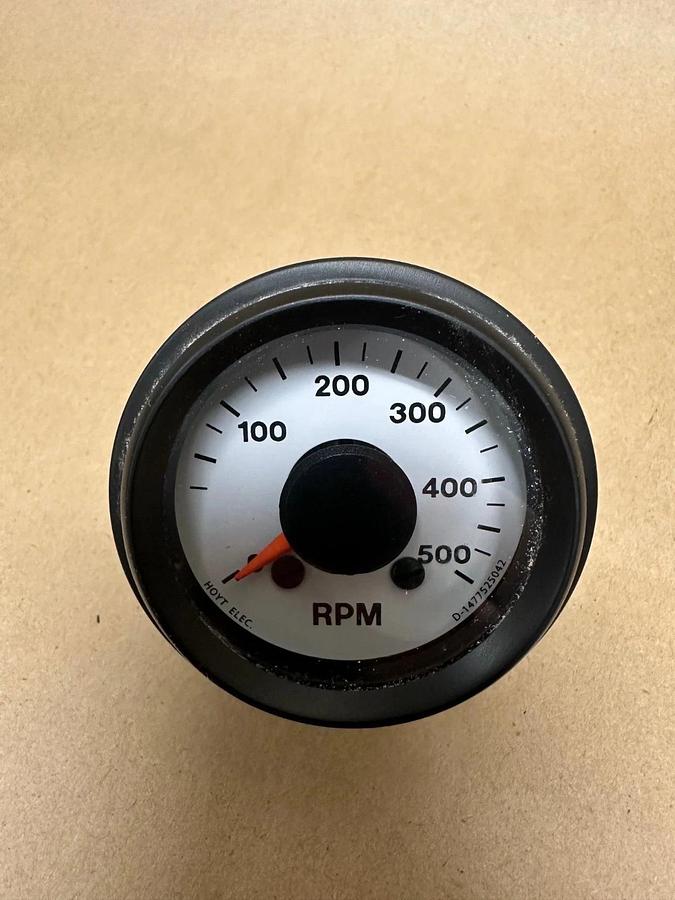 Used Hoyt Electrical D-1477525042, 0-500 Rpm 1maDC Tachometer
