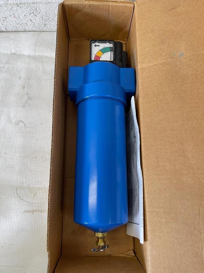 Used Parker HN3S-3PUG, 3/4 NPT Interceptor HSG w/ Diff Press Gauge