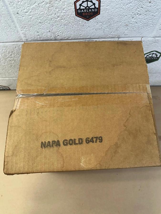 Used NAPA 6479 Gold Air Filter *NEW FACTORY SEALED*