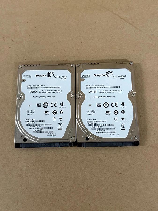Used Seagate ST9250410AS Momentus 7200.4 - Lot of 2
