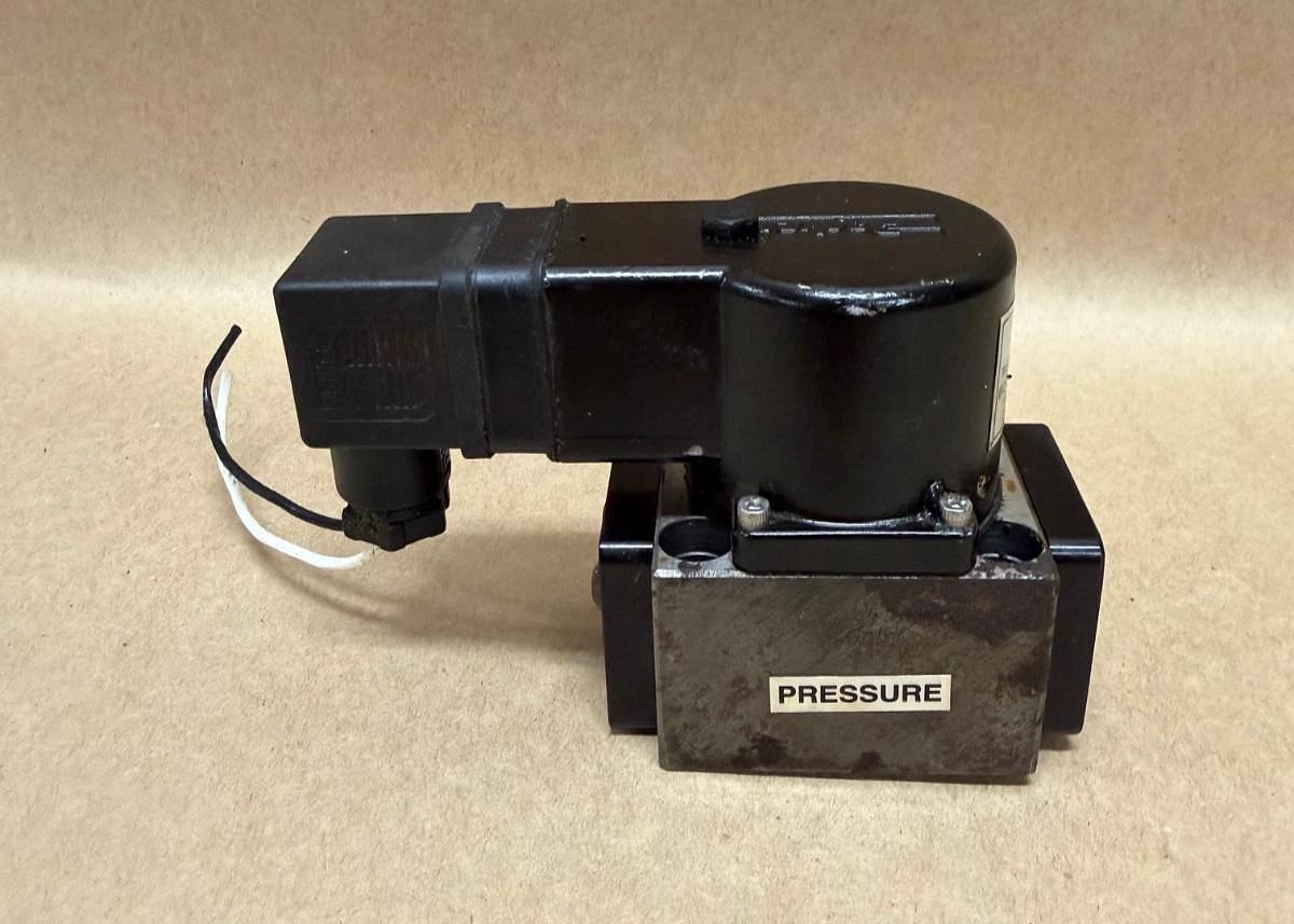 Used Parker 10-S 80/50/7.2 3000psi Fluid Connectors