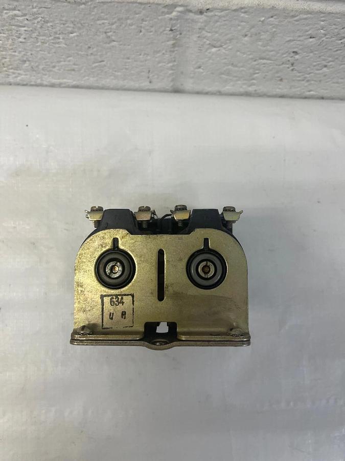 Used Square D Company R06S1 Hoist Contactor, 120V/60Hz