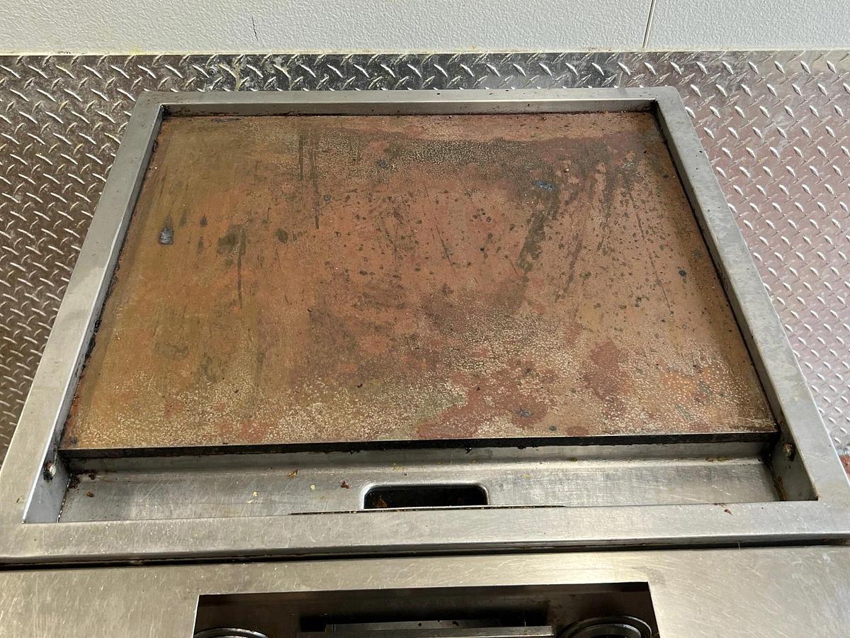 Used Wells G13 Griddle