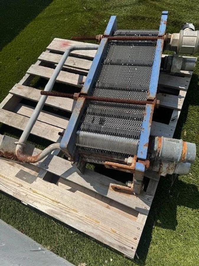 Used Hintec M6-MFGL/67/316/-0.5/NBR-B Gasketed Plate Heat Exchanger