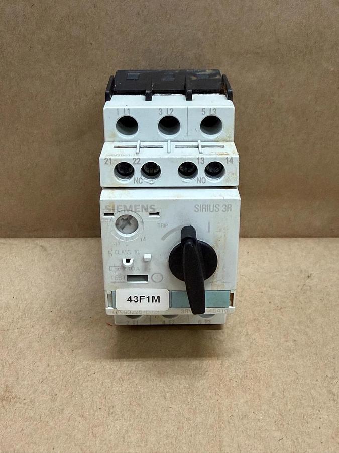 Used Siemens 3RV1021-4BA10 Circuit Breaker