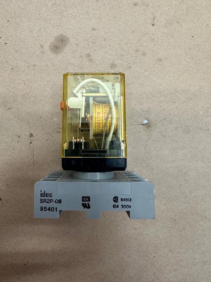 Used IDEC RR2P-ULC Relay with Base SR2P-06