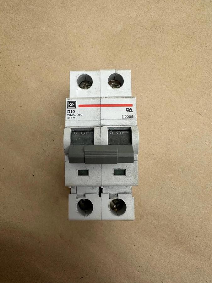 Used Cutler Hammer WMS2D10 10-A Circuit Breaker