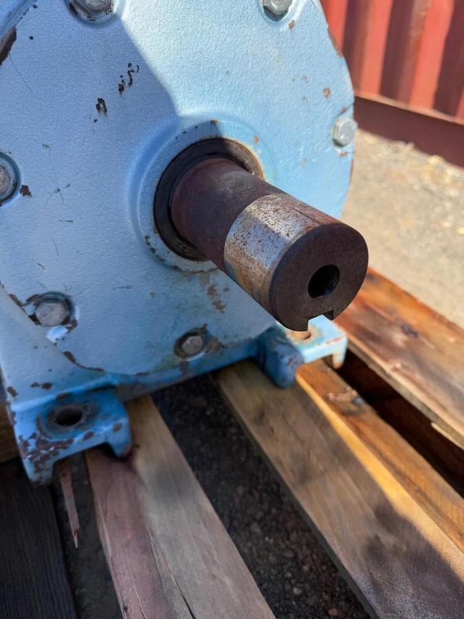 Used Inline Helical Gear Reducer Ratio 4.1, 22” x 15” x 18"