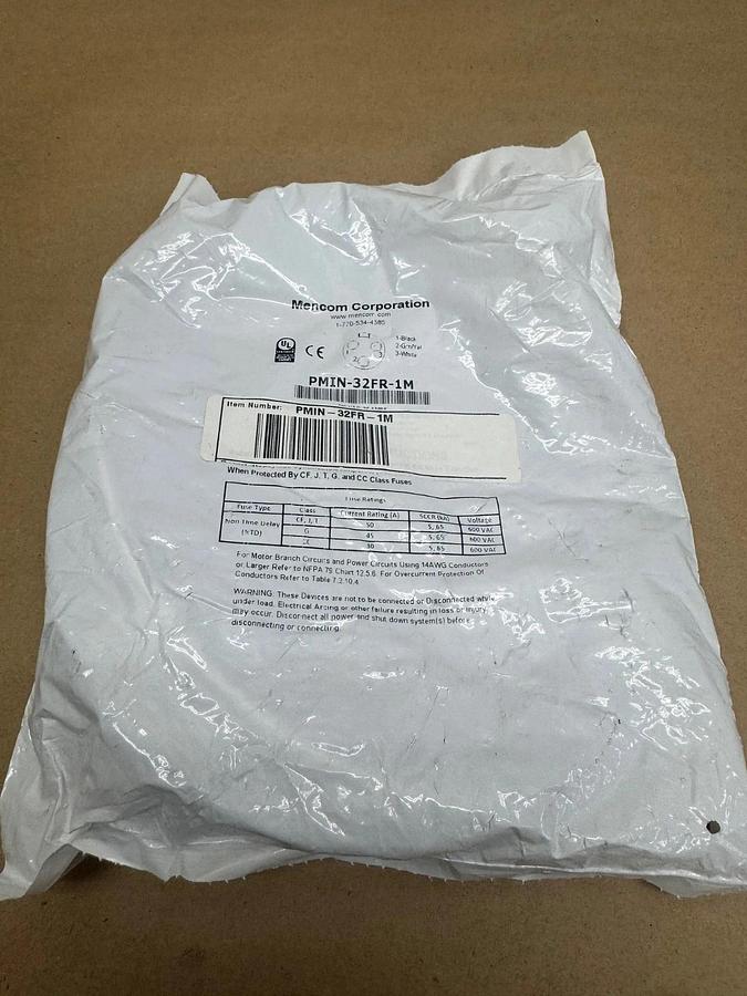 Mencom PMIN-32FR-1M Power Distribution Series Receptacle *NEW*