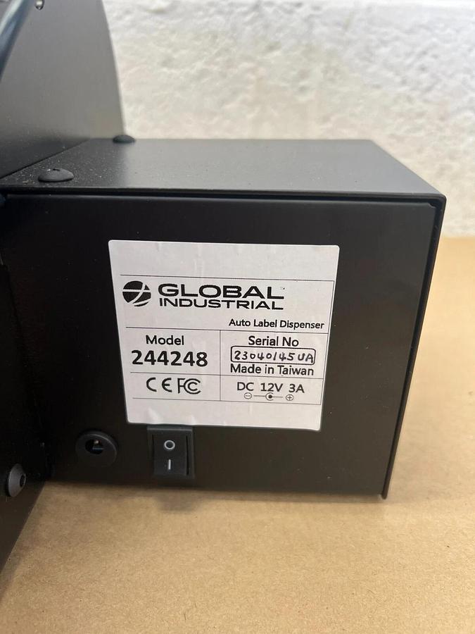 Used Global Industrial 244248 Automatic Label Dispenser