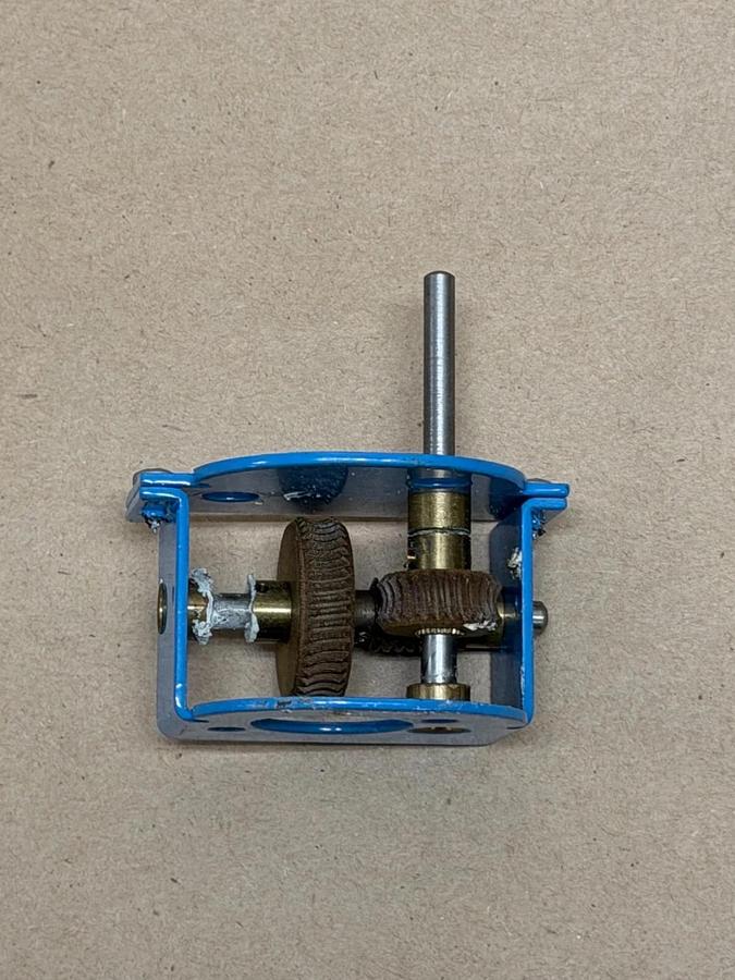 Used Automat 4-12 Motor Set, 4 Motors w/ 12 Different Output Speed