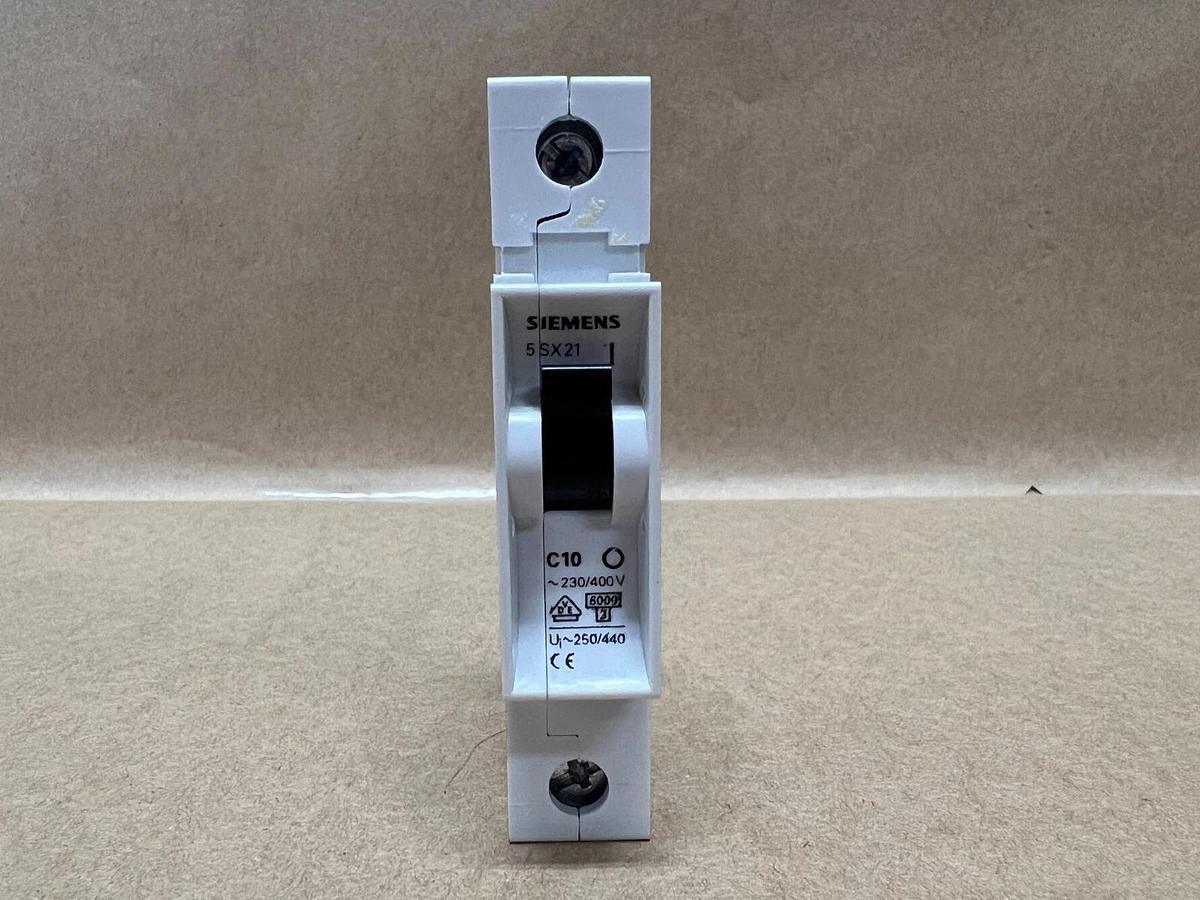 Used Siemens 5SX21 C6, C10, 230/400V Circuit Breaker - Lot of 2