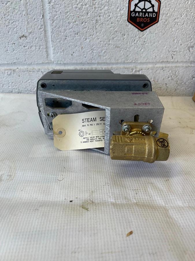 Used Johnson Controls M9124-AGA-2 Actuator 210 IN-LB (24 Nm) 24 VAC