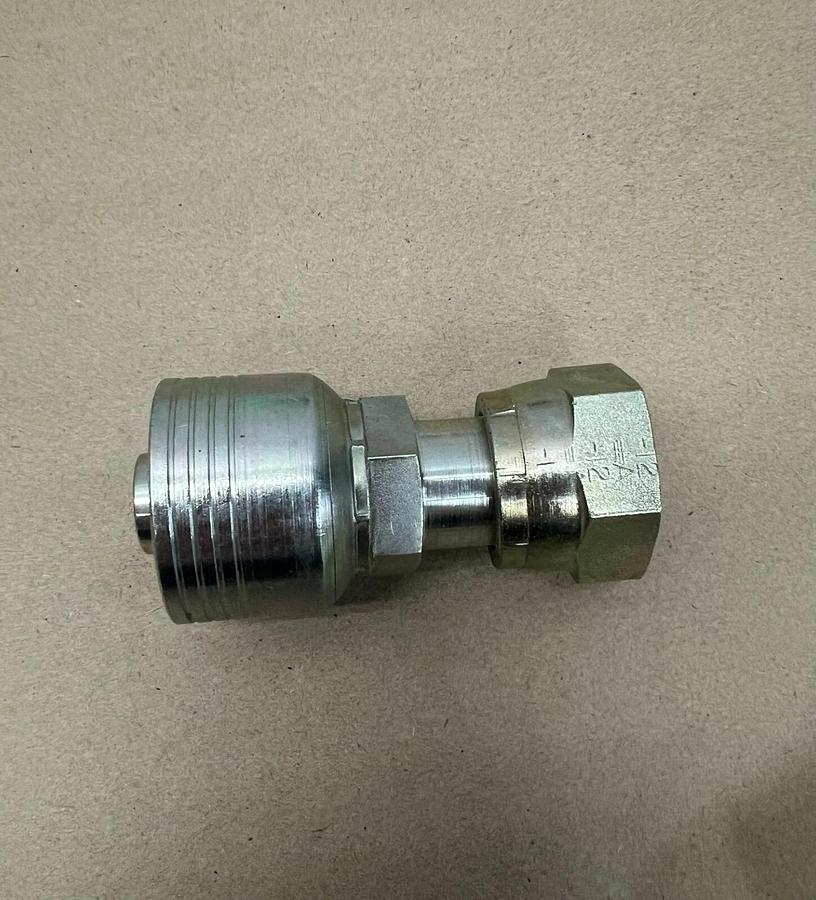 Used Danfoss A TTC 12-12 Crimp Fitting Aeroquip, for Hydraulic Hose - Lot of 4