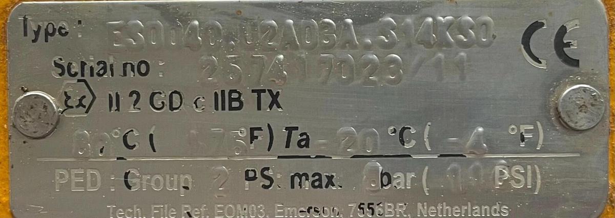 Used El-O-Matic ES0040.U2A03A.S14K0 Pneumatic Valve Actuator, 1/2” Pipe Fixture