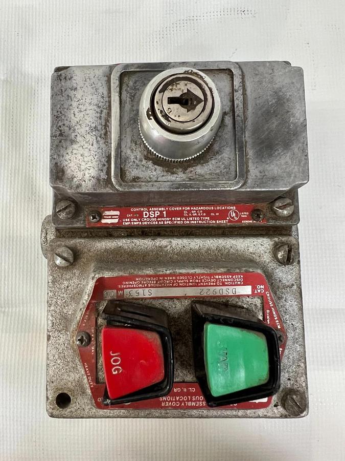Used Crouse-Hinds DSD922 w/ DSP1 Control Assembly Cover for Hazardous Locations