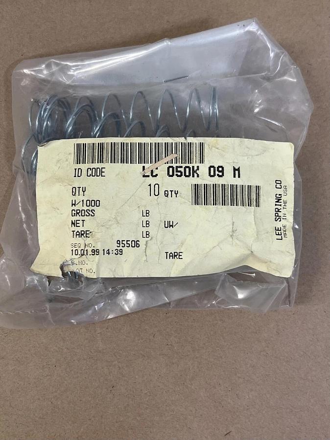 Used Lee Spring Co. LC 050K 09 M (10 pcs) Compression Spring
