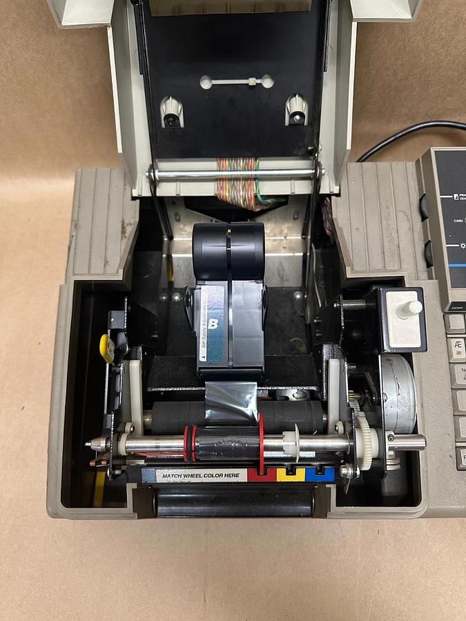 Used Brady Labelizer Plus Label and Sign Maker