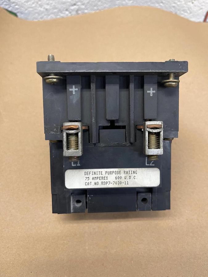 Used Joslyn Clark RDP7-7030-11, 78091-50R Definite Purpose Contactor