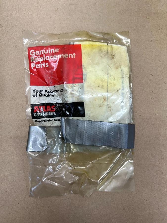 Used Atlas 4A17S000S Rod Seal Kit - Lot of 2