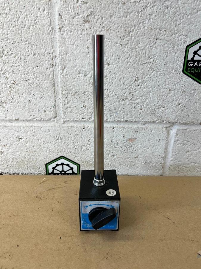 Used Pittsburgh 63663 Magnetic Base w/ Fine Adjustment, 45 lb.