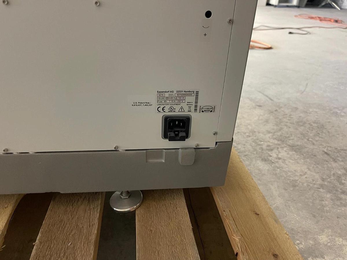 Used Eppendorf epmotion 5075 Automated Liquid Handler