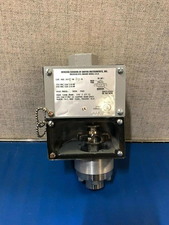 Used Mercoid 1005-W-B3-D Pressure Switch