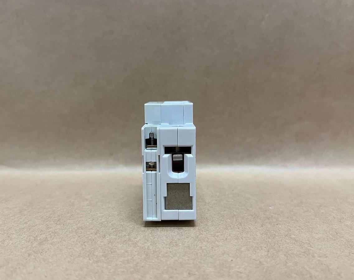 Used Siemens 5SX41 C6, 230/400V Circuit Breaker - Lot of 2