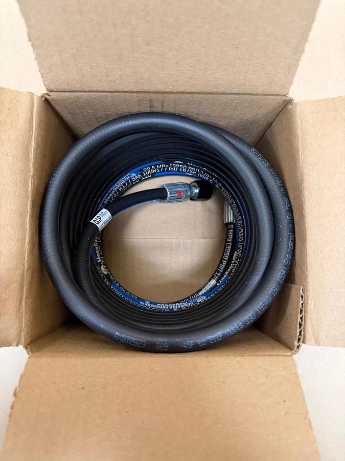 Used Oil-Air Products 4M3K-8FDLORX-8FDLORX-202 1/4” Hose Assembly, 6.3mm *NEW*