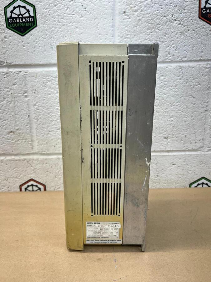 Used Mitsubishi FR-A220-0 Freqrol-A200 Inverter