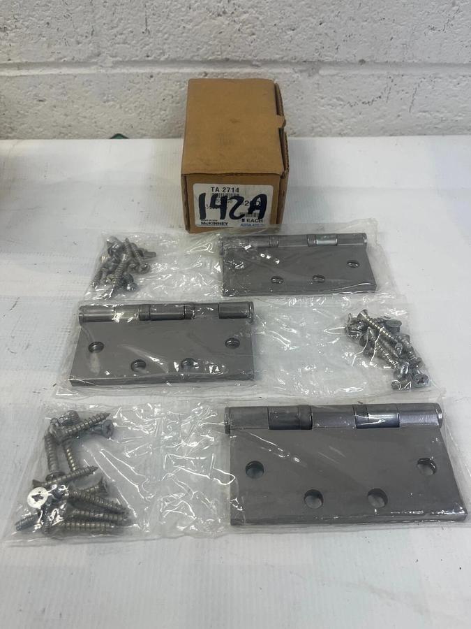 Used McKinney TA 2714, 4-1/2” x 4-1/2” US26D Finish *Pack of 3* Door Hinges