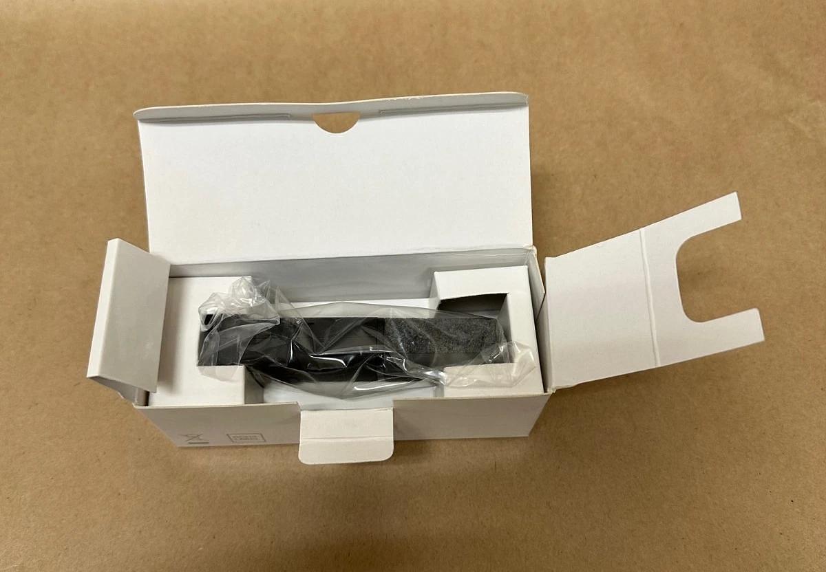 Used Revolabs 01-HDTBLMIC-OM-11 HD Omnidirectional Wireless Microphone *NEW*