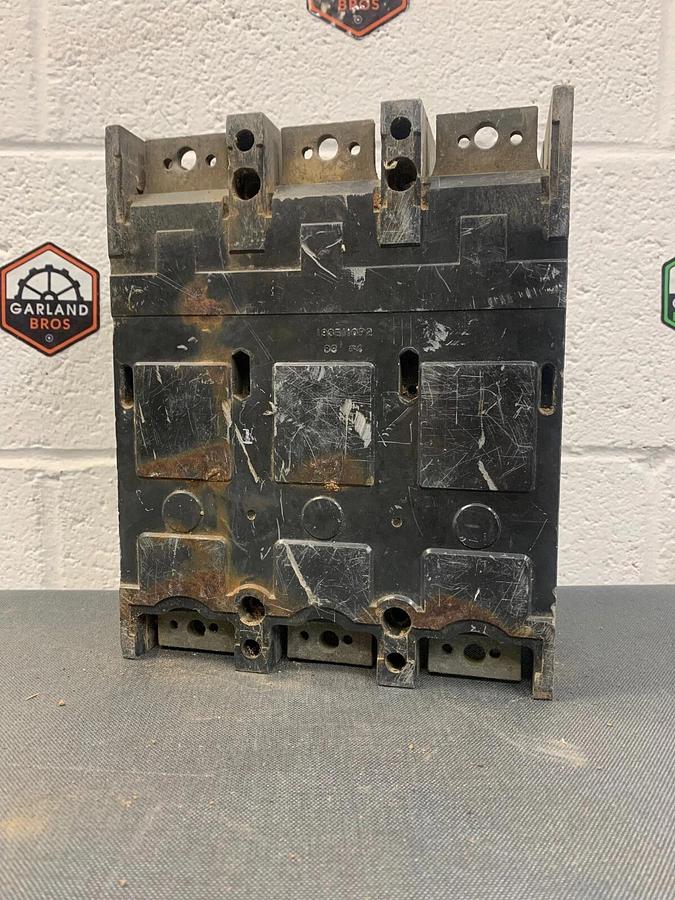 Used GE 400A 3 Pole Circuit Breaker